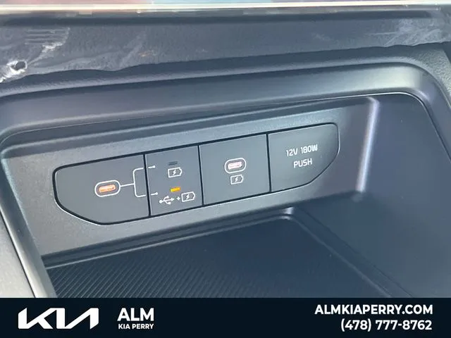 2026 Kia K5 LXS - Photo 23