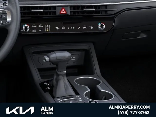 2026 Kia K5 LXS - Photo 23