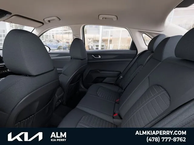 2026 Kia K5 LXS - Photo 18