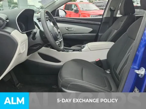 More photos of 2024 Hyundai Tucson SEL at ALM Kia Perry, GA