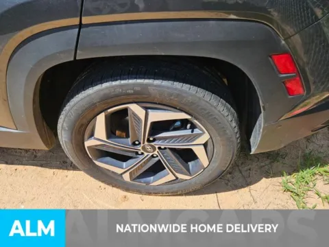 More photos of 2024 Hyundai Tucson Plug-In Hybrid Limited at ALM Kia Perry, GA