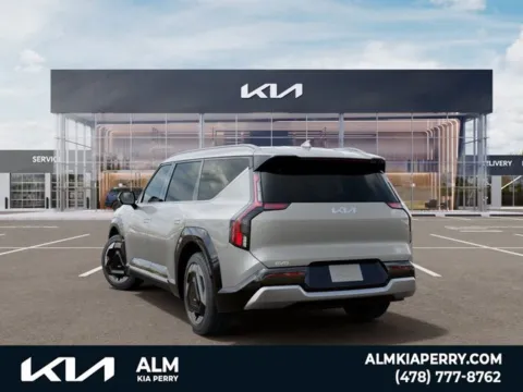 More photos of 2026 Kia EV9 Land at ALM Kia Perry, GA