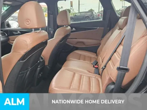 More photos of 2019 Kia Sorento SX Limited at ALM Kia Perry, GA