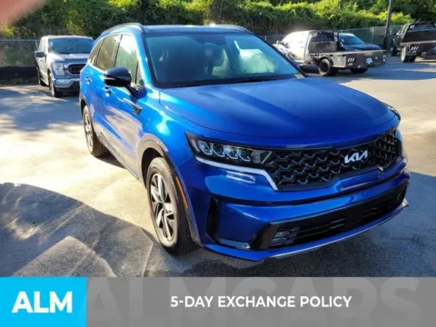 More photos of 2022 Kia Sorento EX at ALM Kia Perry, GA