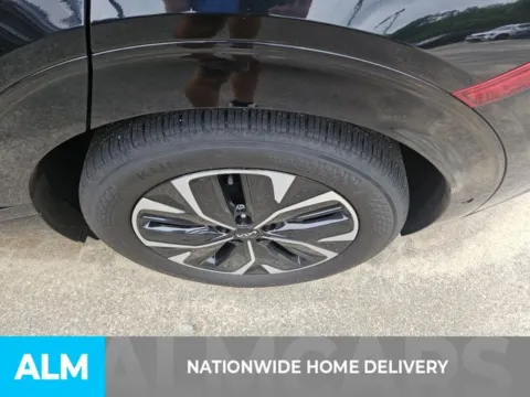 More photos of 2024 Kia EV6 GT-Line at ALM Kia Perry, GA