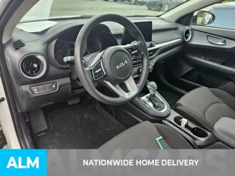 More photos of 2024 Kia Forte LXS at ALM Kia Perry, GA