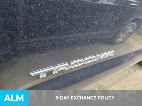 More photos of 2019 Toyota Tacoma TRD Sport at ALM Kia Perry, GA