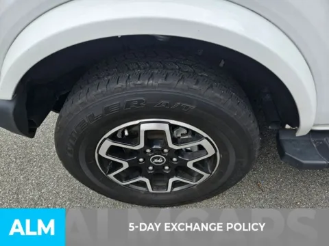 More photos of 2023 Ford Bronco Outer Banks at ALM Kia Perry, GA