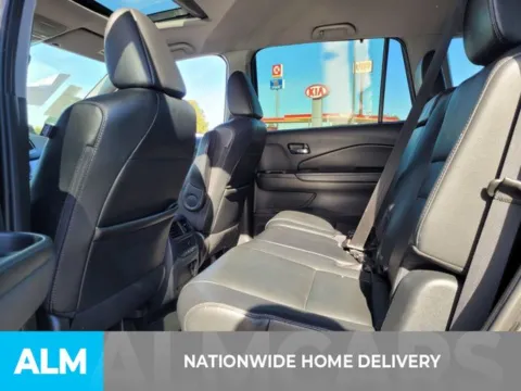 More photos of 2019 Honda Pilot EX-L at ALM Kia Perry, GA