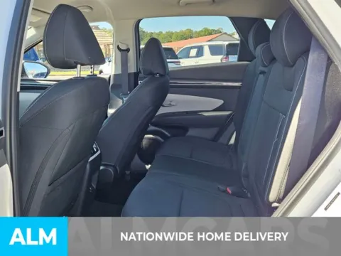 More photos of 2024 Hyundai Tucson SEL at ALM Kia Perry, GA