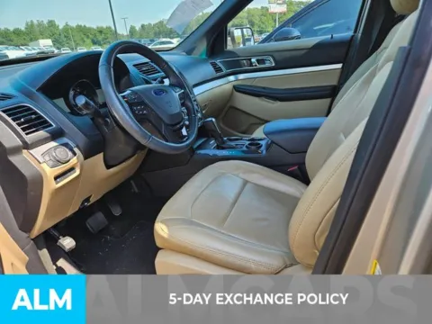 More photos of 2017 Ford Explorer XLT at ALM Kia Perry, GA