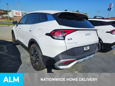 More photos of 2024 Kia Sportage EX at ALM Kia Perry, GA