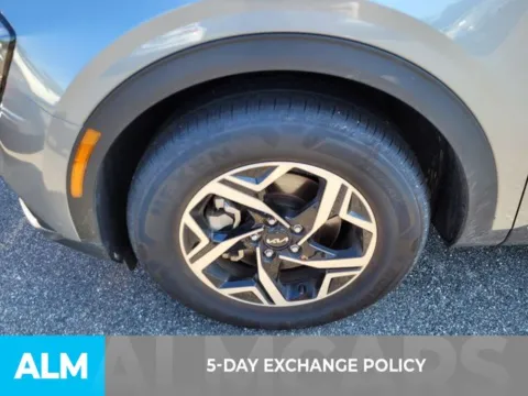 More photos of 2024 Kia Sportage LX at ALM Kia Perry, GA