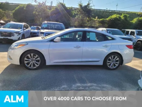 Another view of 2014 Hyundai Azera Limited for sale in Perry, GA at ALM Kia Perry