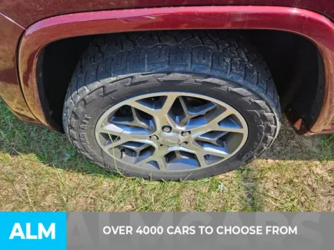 Another view of 2020 Jeep Grand Cherokee Overland for sale in Perry, GA at ALM Kia Perry