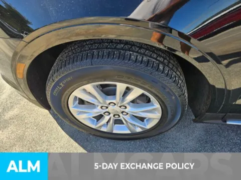 More photos of 2022 Cadillac XT5 Luxury at ALM Kia Perry, GA