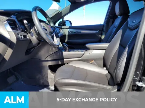 More photos of 2022 Cadillac XT5 Luxury at ALM Kia Perry, GA