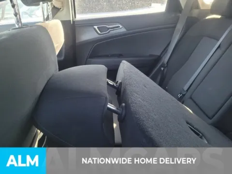 More photos of 2024 Kia Sportage LX at ALM Kia Perry, GA