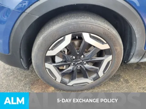 More photos of 2025 Kia Telluride S at ALM Kia Perry, GA