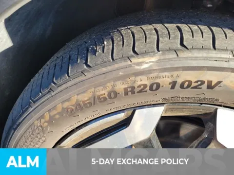 More photos of 2025 Kia Telluride S at ALM Kia Perry, GA