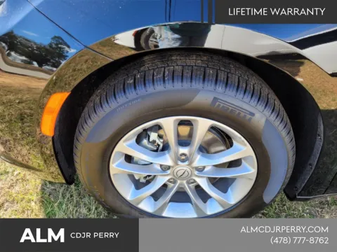 Another view of 2026 Chrysler Pacifica Select for sale in Perry, GA at ALM CDJR Perry