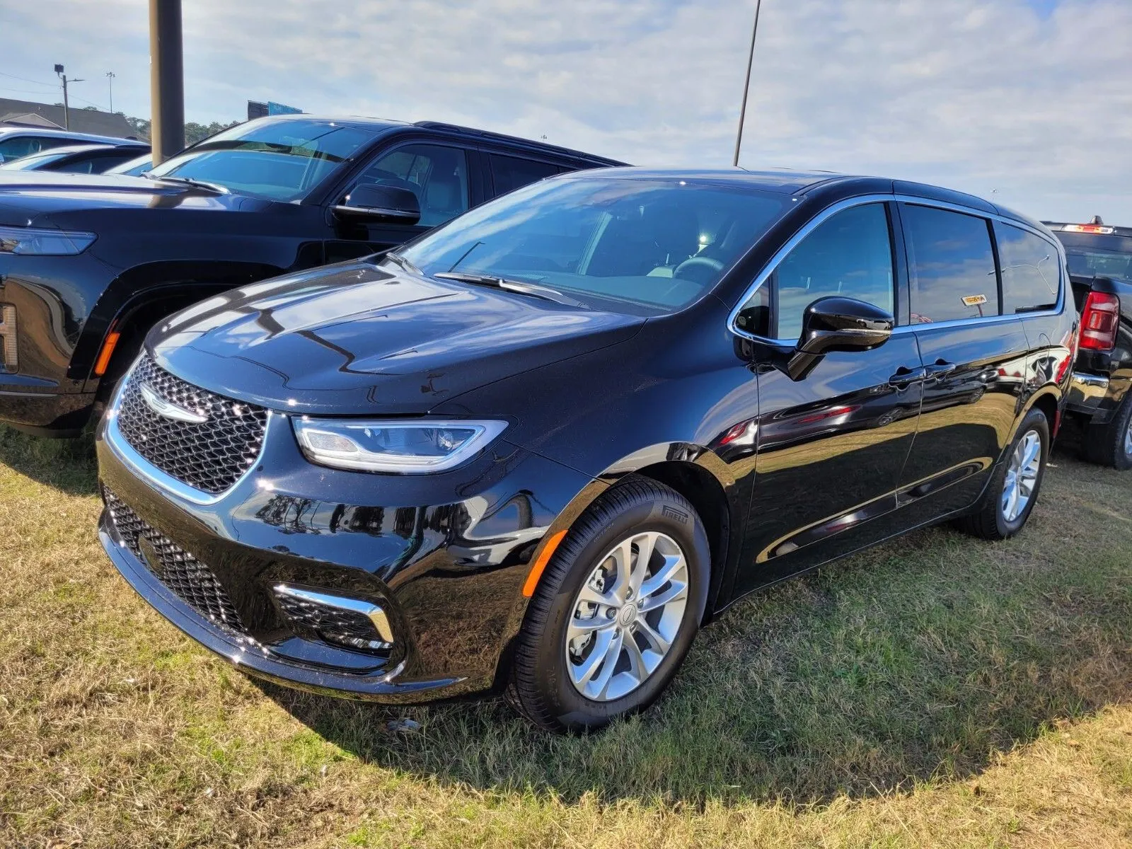 Black 2026 Chrysler Pacifica Select for sale in Perry, GA