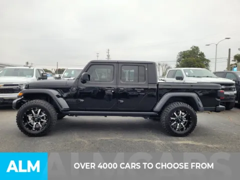 Another view of 2024 Jeep Gladiator Willys for sale in Perry, GA at ALM CDJR Perry
