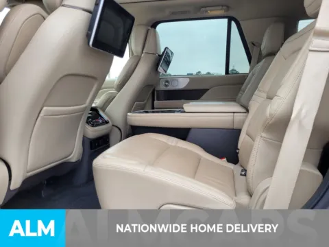 More photos of 2020 Lincoln Navigator Reserve at ALM CDJR Perry, GA