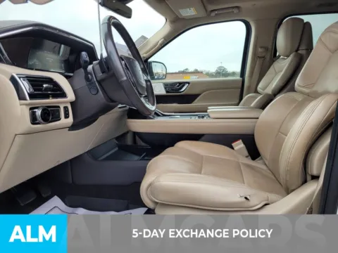 More photos of 2020 Lincoln Navigator Reserve at ALM CDJR Perry, GA