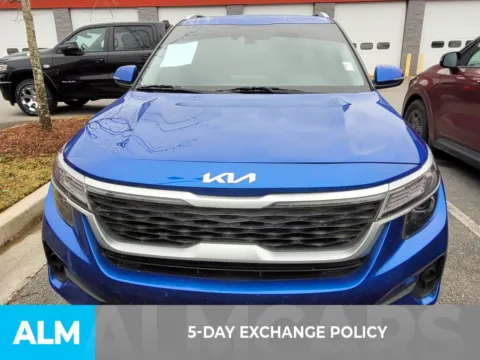 More photos of 2023 Kia Seltos S at ALM CDJR Perry, GA