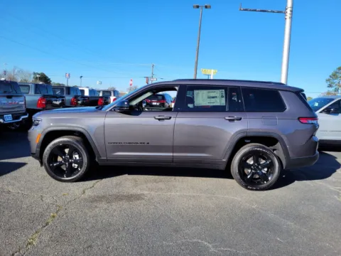 Photos of 2025 Jeep Grand Cherokee L Altitude X for sale in Perry, GA at ALM CDJR Perry