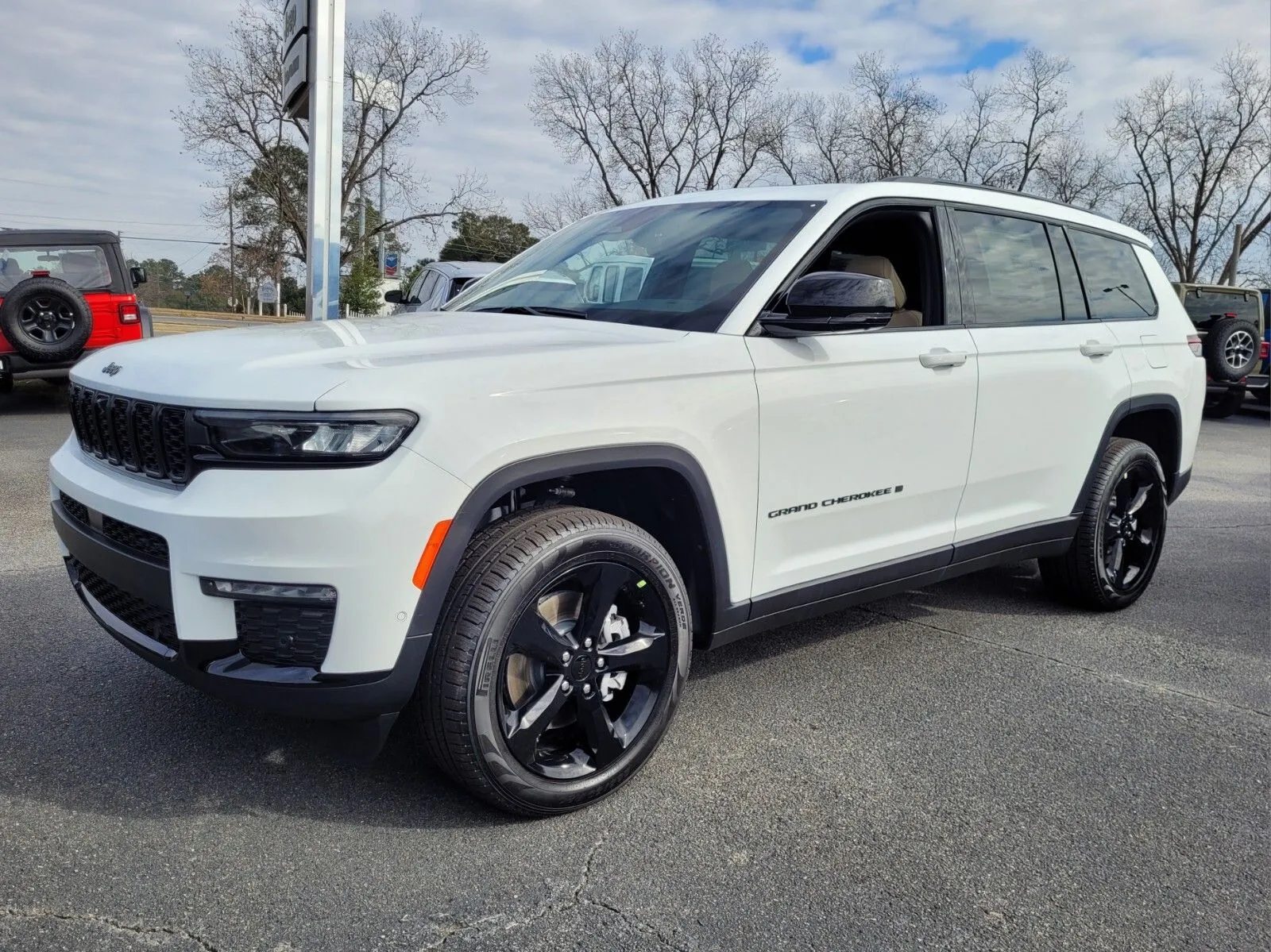 White 2025 Jeep Grand Cherokee L Limited for sale in Perry, GA