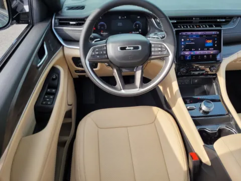 More photos of 2025 Jeep Grand Cherokee L Limited at ALM CDJR Perry, GA