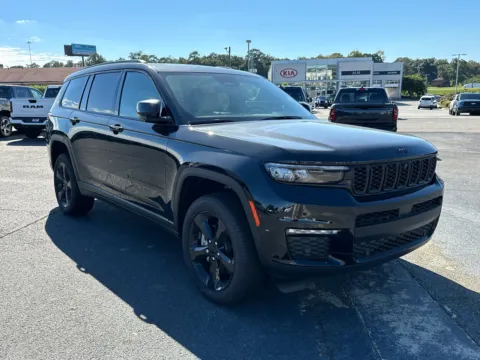 Another view of 2025 Jeep Grand Cherokee L Limited for sale in Perry, GA at ALM CDJR Perry