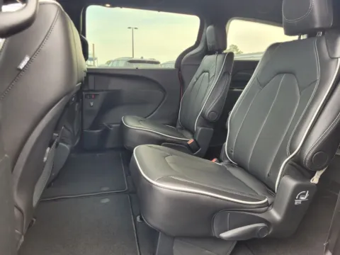 Another view of 2026 Chrysler Pacifica Limited for sale in Perry, GA at ALM CDJR Perry