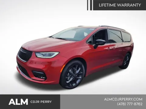 Red 2026 Chrysler Pacifica Limited for sale in Perry, GA