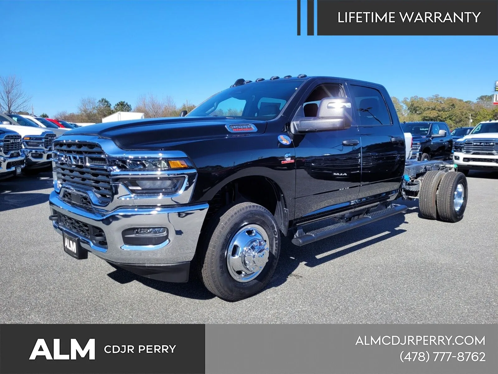 2026 RAM 3500 Tradesman 4X4 Crew Cab's photo