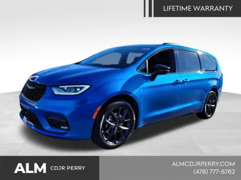 Blue 2026 Chrysler Pacifica Limited for sale in Perry, GA