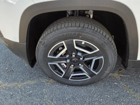 Another view of 2026 Jeep Cherokee Limited for sale in Perry, GA at ALM CDJR Perry