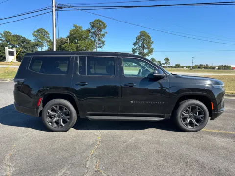 More photos of 2026 Jeep Grand Wagoneer Limited Altitude at ALM CDJR Perry, GA