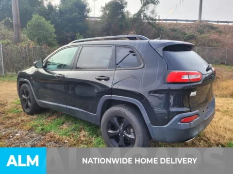 More photos of 2016 Jeep Cherokee Altitude at ALM CDJR Perry, GA