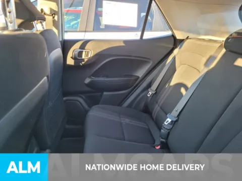 More photos of 2021 Hyundai Venue SEL at ALM CDJR Perry, GA