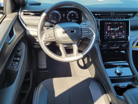 More photos of 2025 Jeep Grand Cherokee Altitude X at ALM CDJR Perry, GA