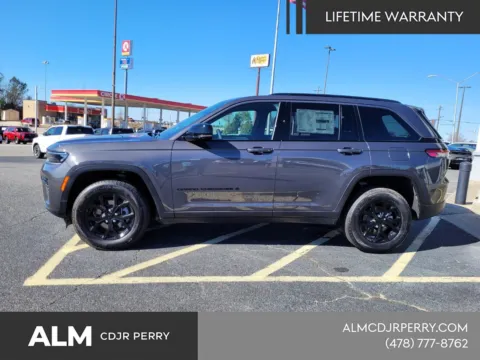 Another view of 2026 Jeep Grand Cherokee Laredo for sale in Perry, GA at ALM CDJR Perry