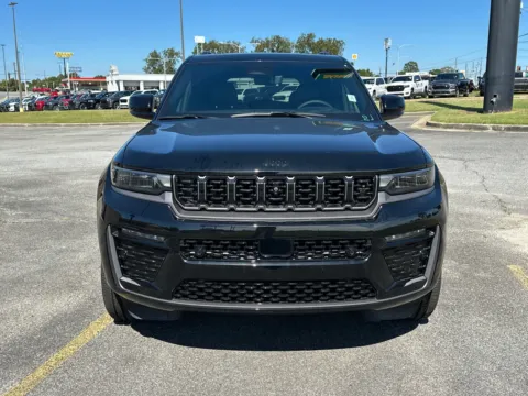 Photos of 2026 Jeep Grand Cherokee Limited Reserve for sale in Perry, GA at ALM CDJR Perry