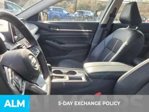 More photos of 2025 Nissan Altima 2.5 SR at ALM CDJR Perry, GA