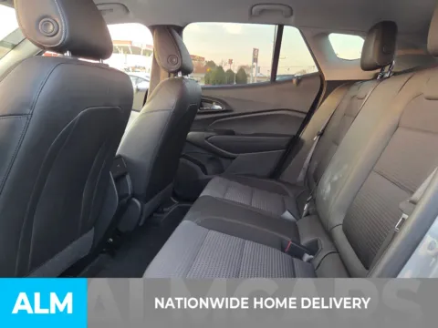 More photos of 2025 Chevrolet Trax LT at ALM CDJR Perry, GA