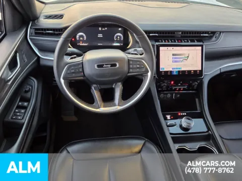 More photos of 2024 Jeep Grand Cherokee Limited at ALM CDJR Perry, GA