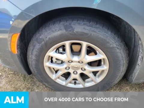 Another view of 2023 Chrysler Pacifica Touring L for sale in Perry, GA at ALM CDJR Perry