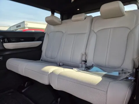 More photos of 2026 Jeep Grand Wagoneer L at ALM CDJR Perry, GA